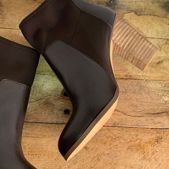 Adrienne Vittadini booties. brown leather Ratti Boots Heeled boots. - Picture 9 of 11